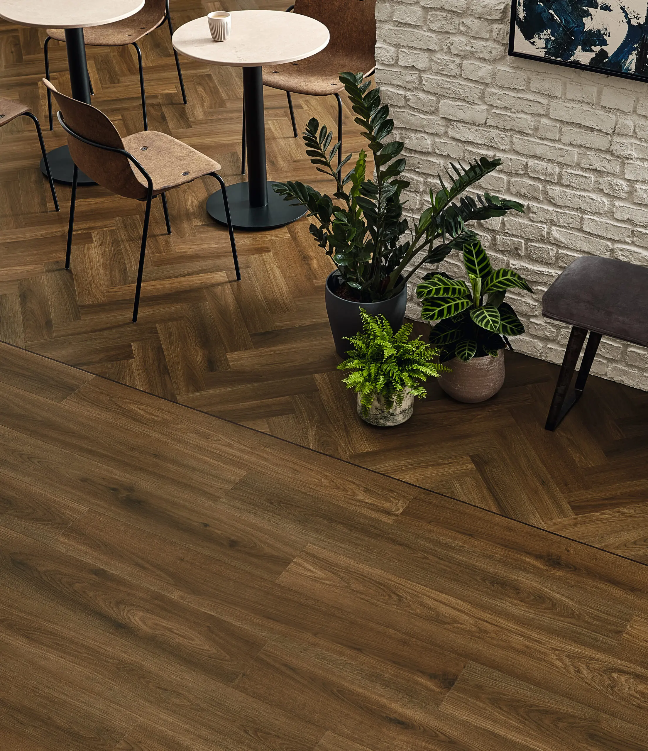 , Location Salle de Réunion: Amtico Spacia LVT : un revêtement de sol magnifiquement simple pour les intérieurs commerciaux – OnOffice