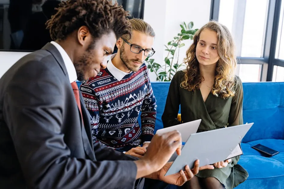 Personnel du service client aidant les clients